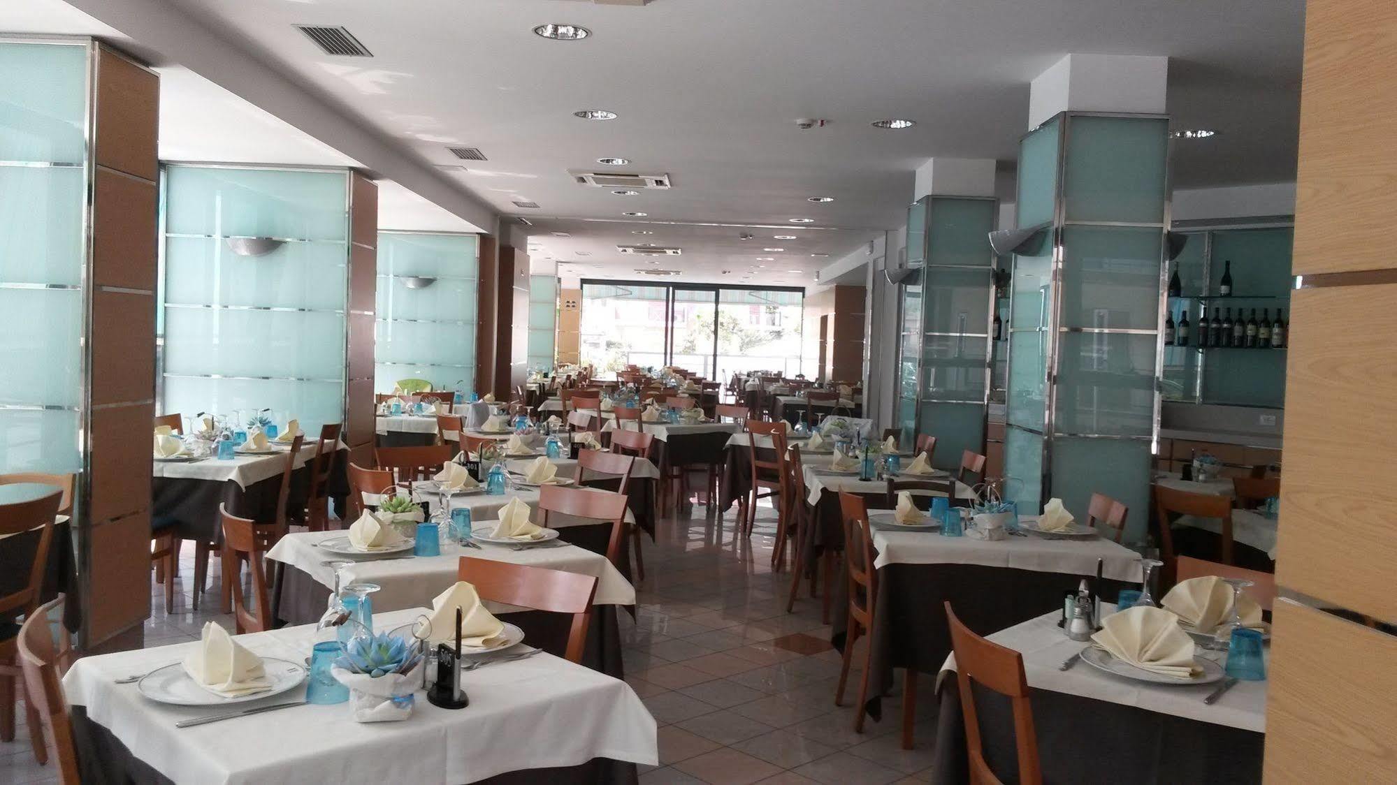 Hotel Taormina San Benedetto del Tronto Exterior foto